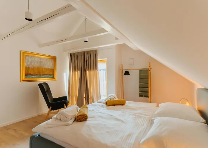 Lisa - With Swimming Pool And Huge Garden ヴィラ *