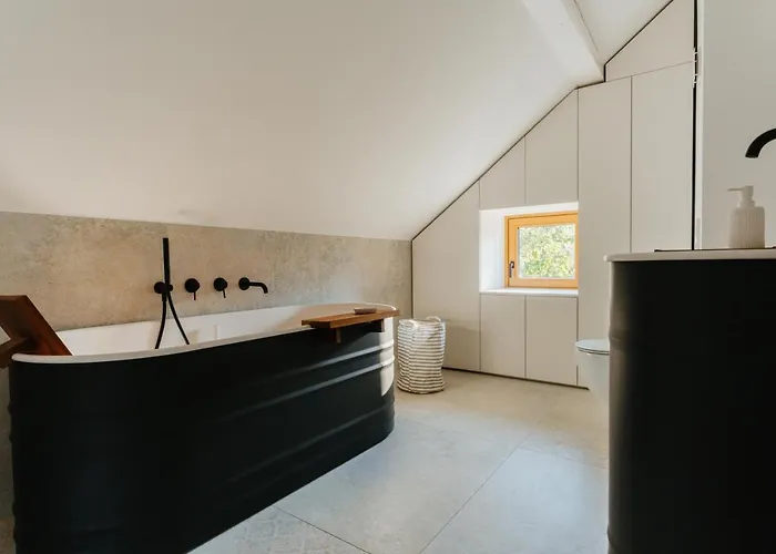 Lisa - With Swimming Pool And Huge Garden Willa *